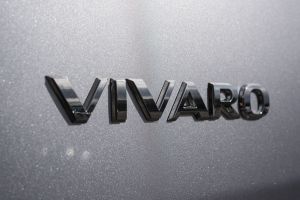 Vauxhall Vivaro van - badge