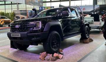 Ford Ranger Super Duty - front 3/4