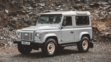 Land Rover Defender Works V8 Islay Edition - front