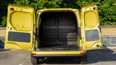 Mercedes Citan - rear doors fully open