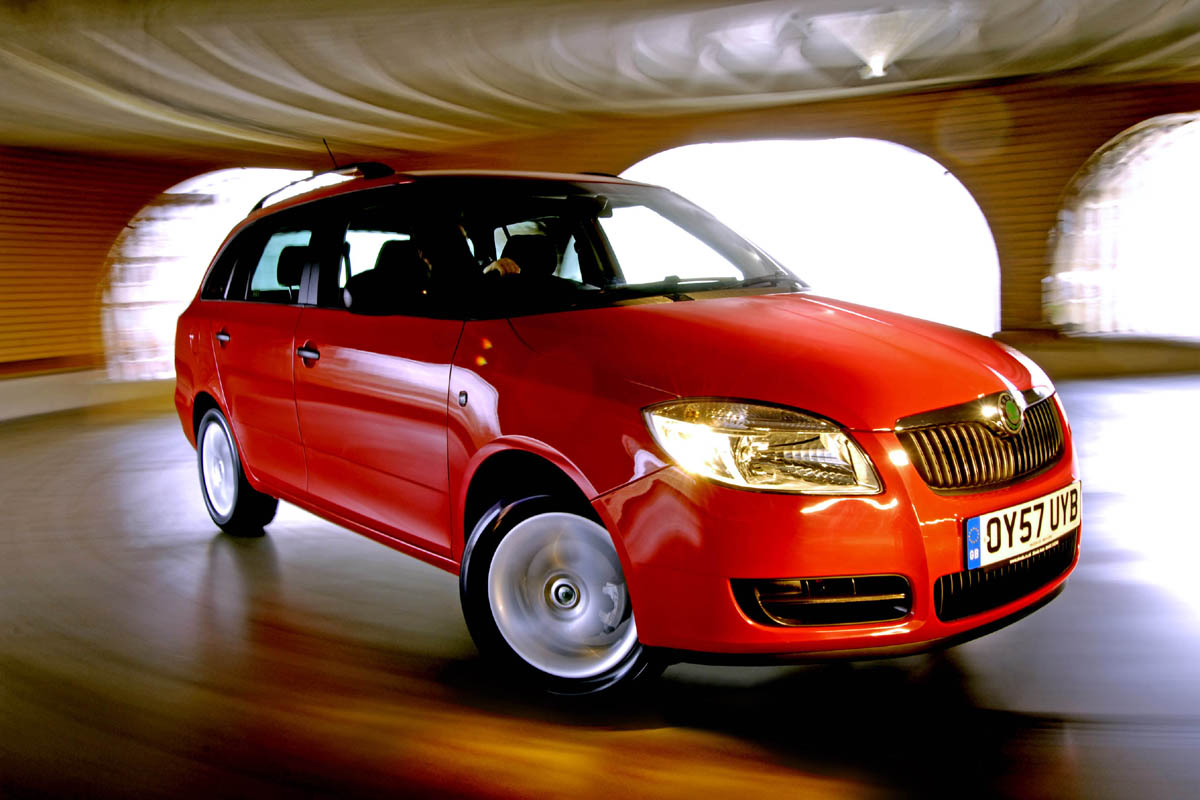 Легковой автомобиль комби хэтчбек. Skoda Fabia 2008. Шкода Фабия 2008 года. Шкода Фабия 2008 фото.