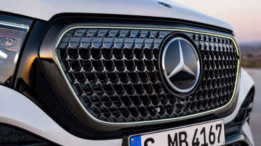 Mercedes GLE - grille