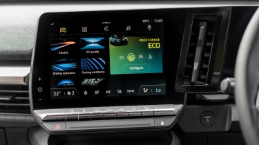 Renault Megane E-Tech - screen