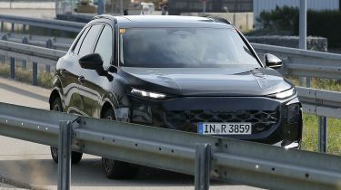 Audi Q3 testing - front 3/4