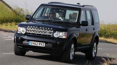 Land Rover Discovery 4 - front cornering