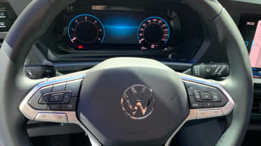 VW Caddy - dials reveal
