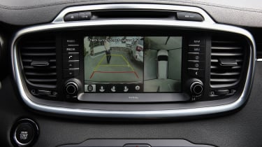 Kia Sorento 2.2 CRDi KX-4 auto - screen