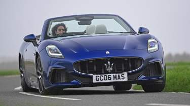 Maserati GranCabrio Trofeo - front cornering