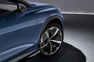 Audi Q4 e-tron concept - side profile