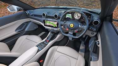 Used Ferrari Portofino - dash