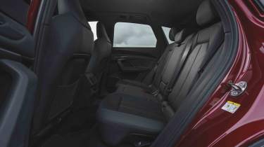 Audi Q5 - rear seats