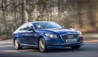 Hyundai Genesis UK 2015 front