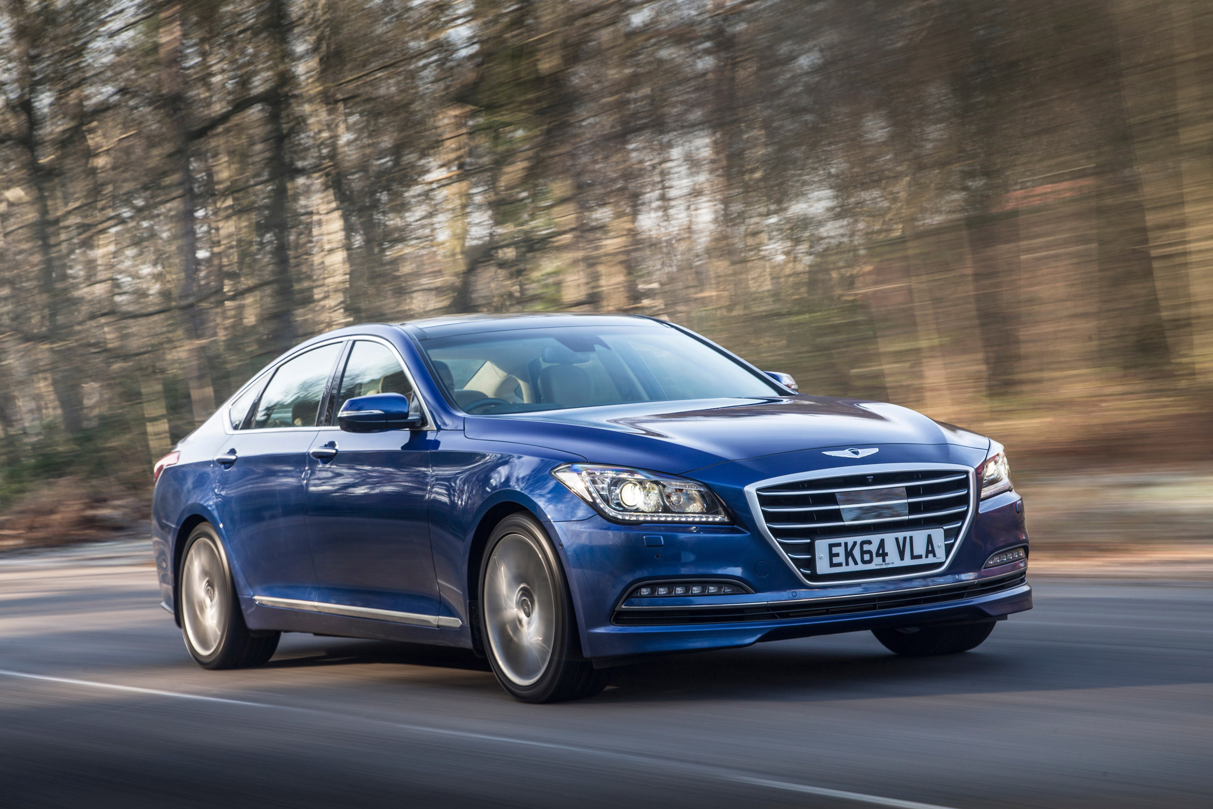 Hyundai Genesis UK 2015 review | Auto Express