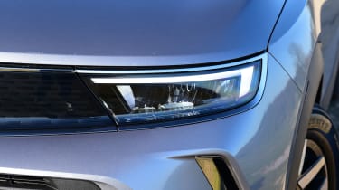 Vauxhall Mokka - headlights