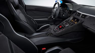 Lamborghini Aventador Ultimae Roadster - interior