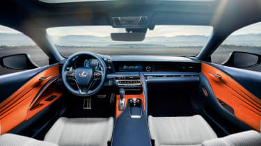 Lexus LC500h - interior
