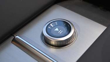 Polestar 4 Dual Motor long termer - interior detail