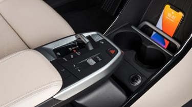 BMW 2 Series Active Tourer - wireless charging