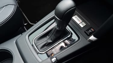 Subaru Forester - centre console