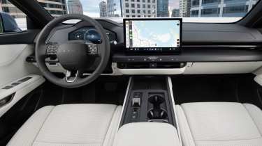 Lexus ES - dash