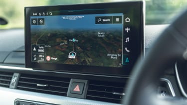 Audi A4 Saloon 35 TFSI S tronic Sport - navigation