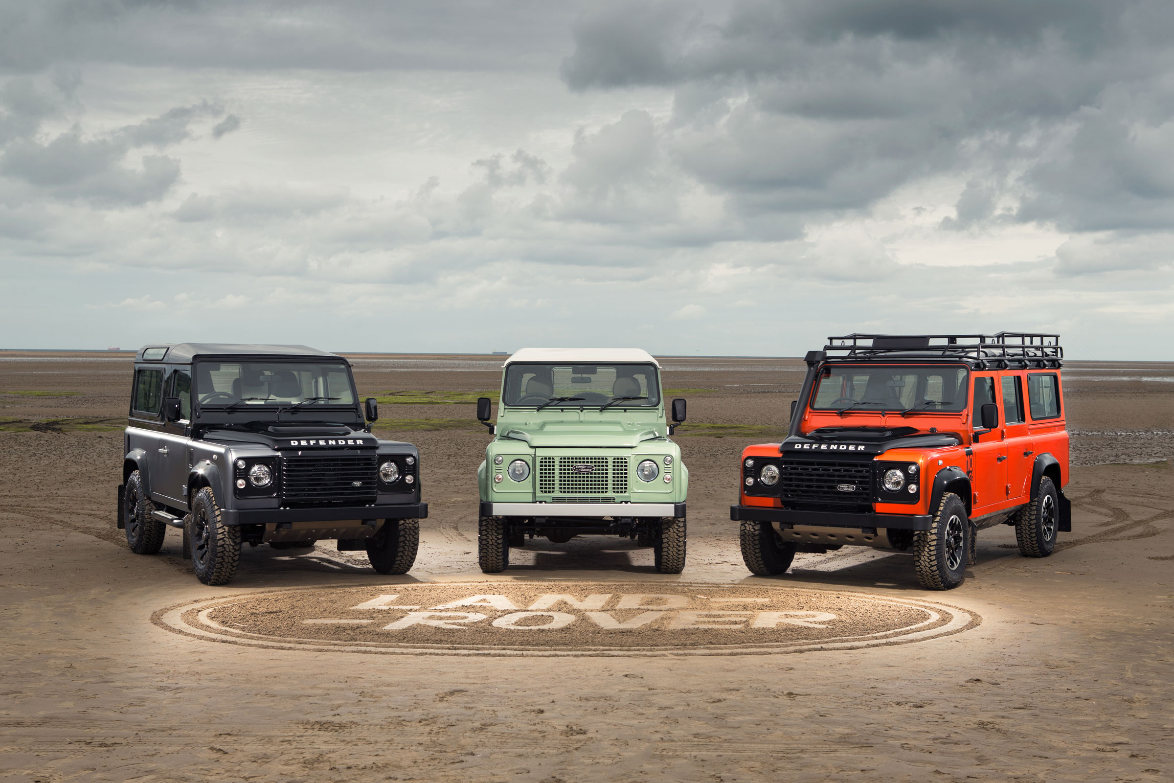 Обзор land rover defender limited edition halo