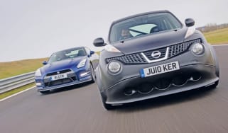 Nissan Juke-R vs GT-R header