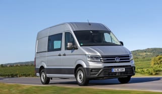 VW Crafter 4motion - front