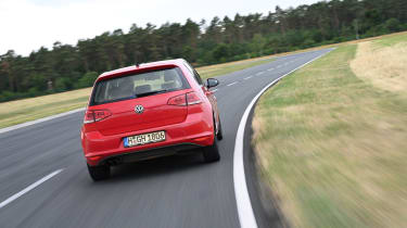 Volkswagen Golf Mk7 - rear cornering (dry handling testing)