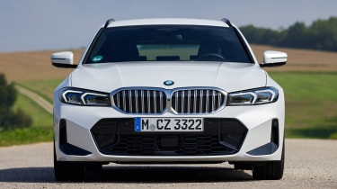 BMW 3 Series Touring - full front static