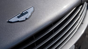 Aston Martin Vanquish 2014 badge