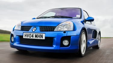 Best French modern classic cars - Renault Clio V6