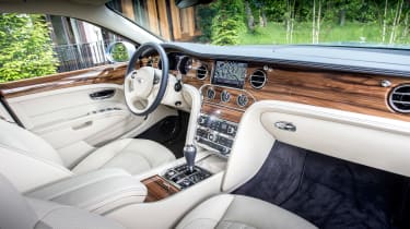 Bentley Mulsanne 2016 - interior