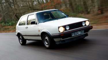 Volkswagen Golf Mk2 - front tracking