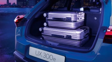 Lexus UX 300e - loaded boot