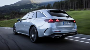 Mercedes E-Class Estate - rear tracking