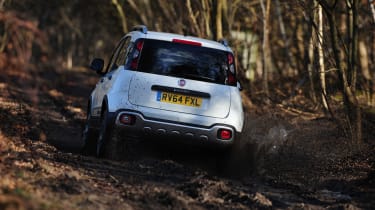 Fiat Panda Cross - off-road rear