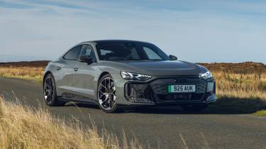 New Audi RS e-tron Performance - front static 