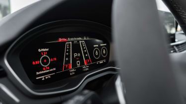 Audi RS 4 Avant Competition - dials