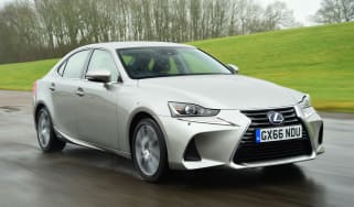 Lexus IS 300h - Front Action