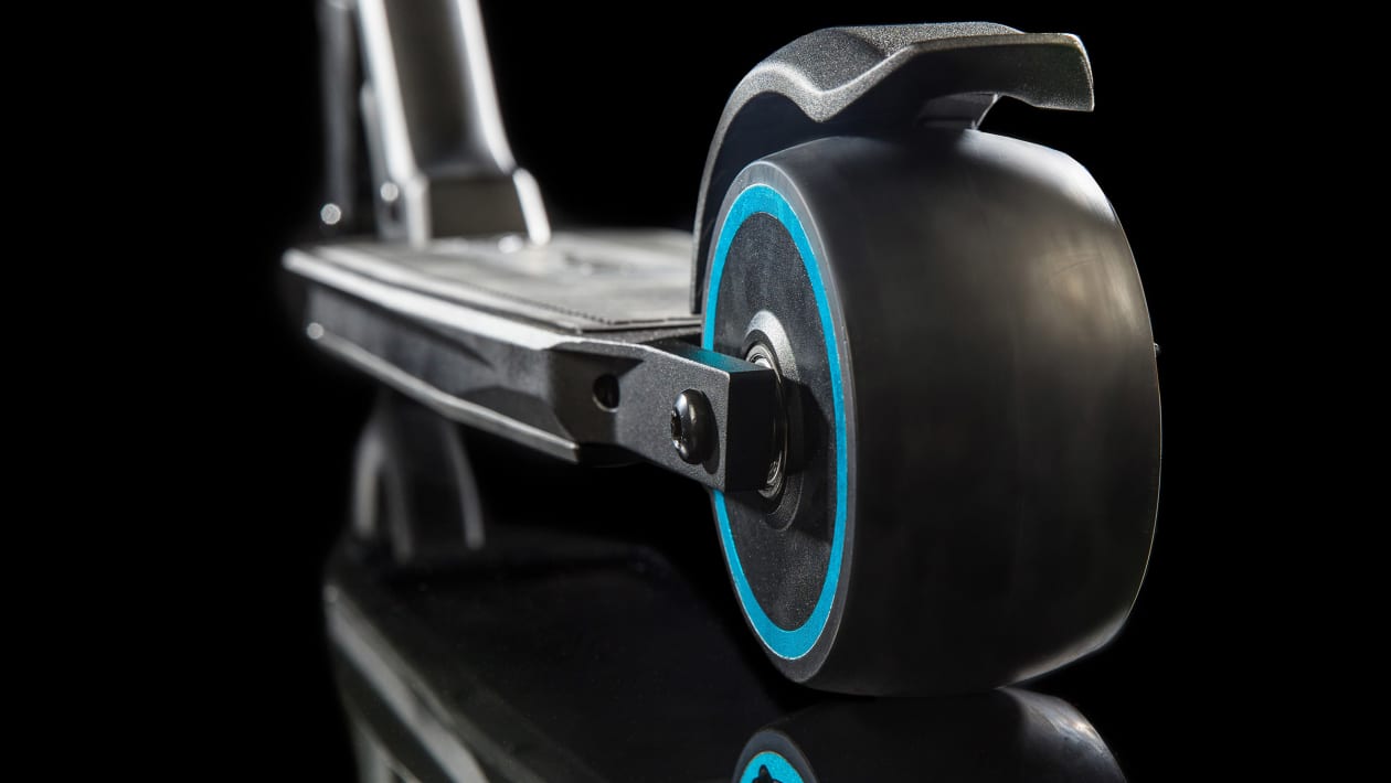 Peugeot eKick electric scooter offers trafficbusting transport