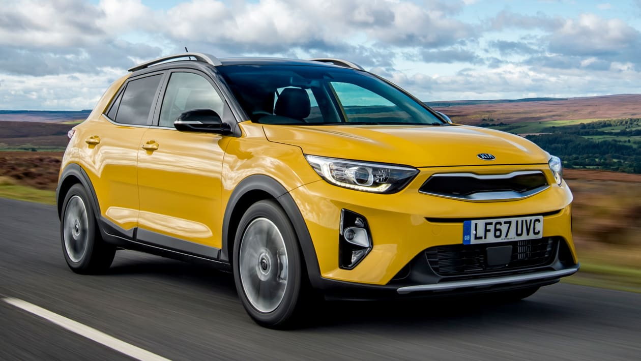 Kia Stonic Review, Colours, For Sale, Interior & Specs in
