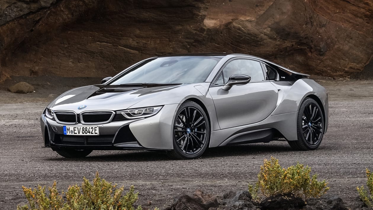 Buying A BMW i8? Get The Matching Set Of Luis Vuitton Luggage