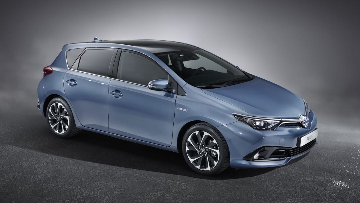 New Toyota Auris: First Image Surfaces As Engine Lineup Confirmed