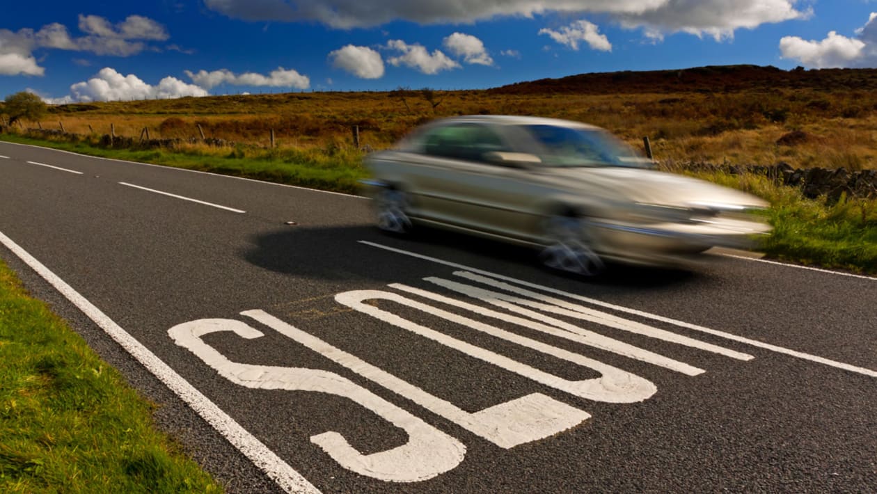 Young drivers face disproportionate risk of death on country roads - Vimarsana News