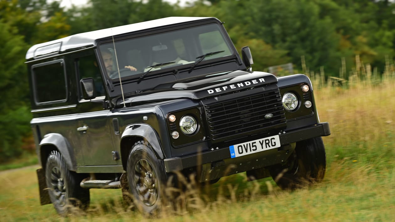 biologisch Nieuwe betekenis haar Land Rover Defender 90 2015 review | Auto Express