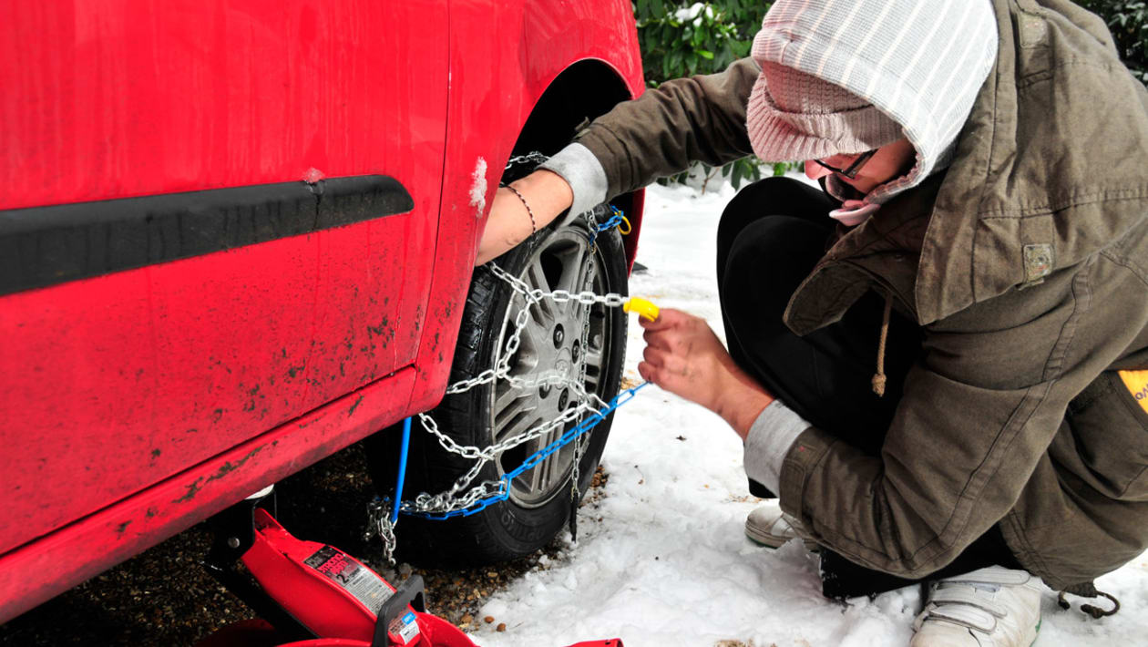 Should you use snow chains in the UK?