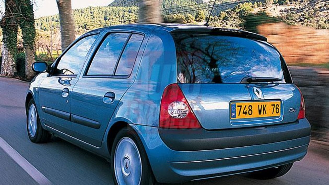 Durf Tenslotte Dapperheid Renault Clio 2004 review | Auto Express
