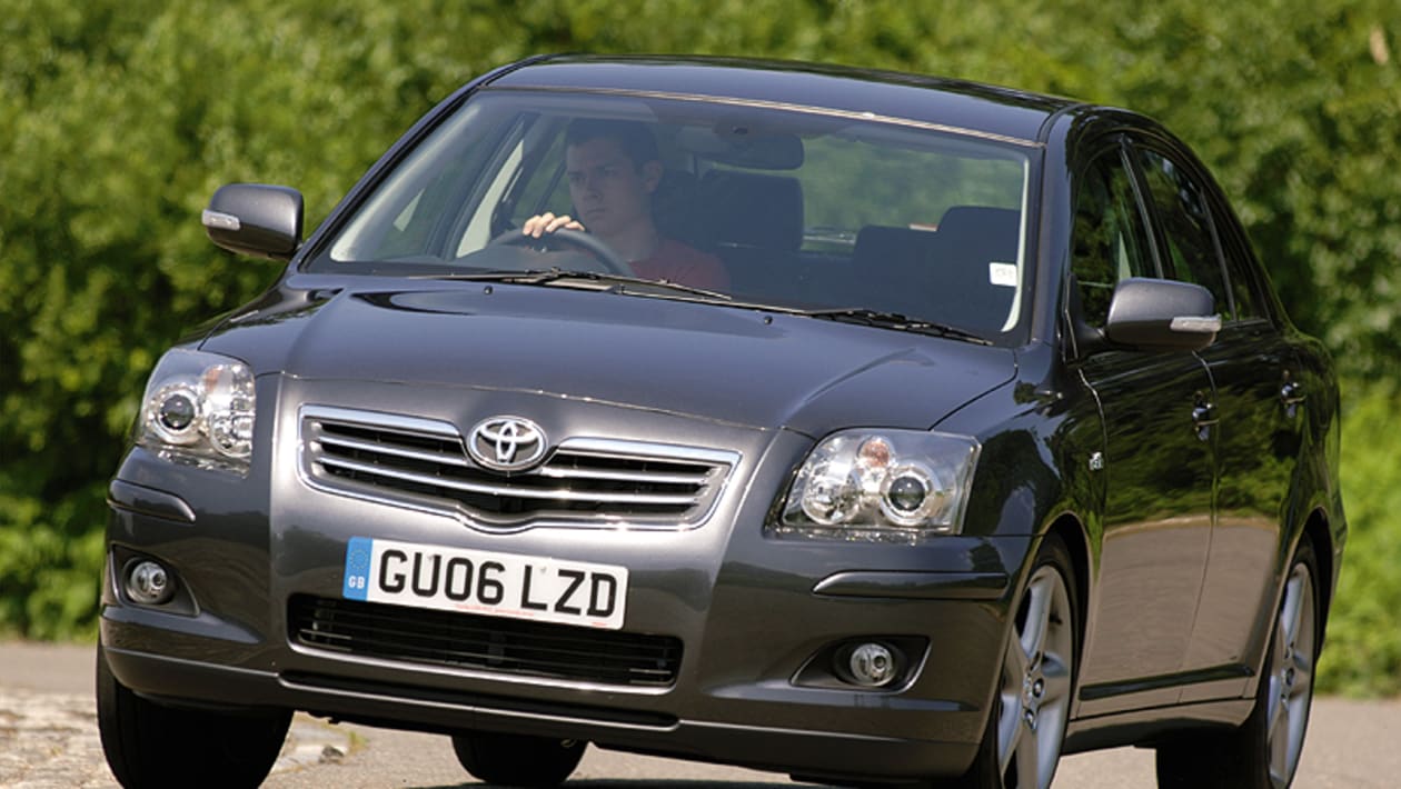 Toyota Avensis Saloon (2003-2008) review