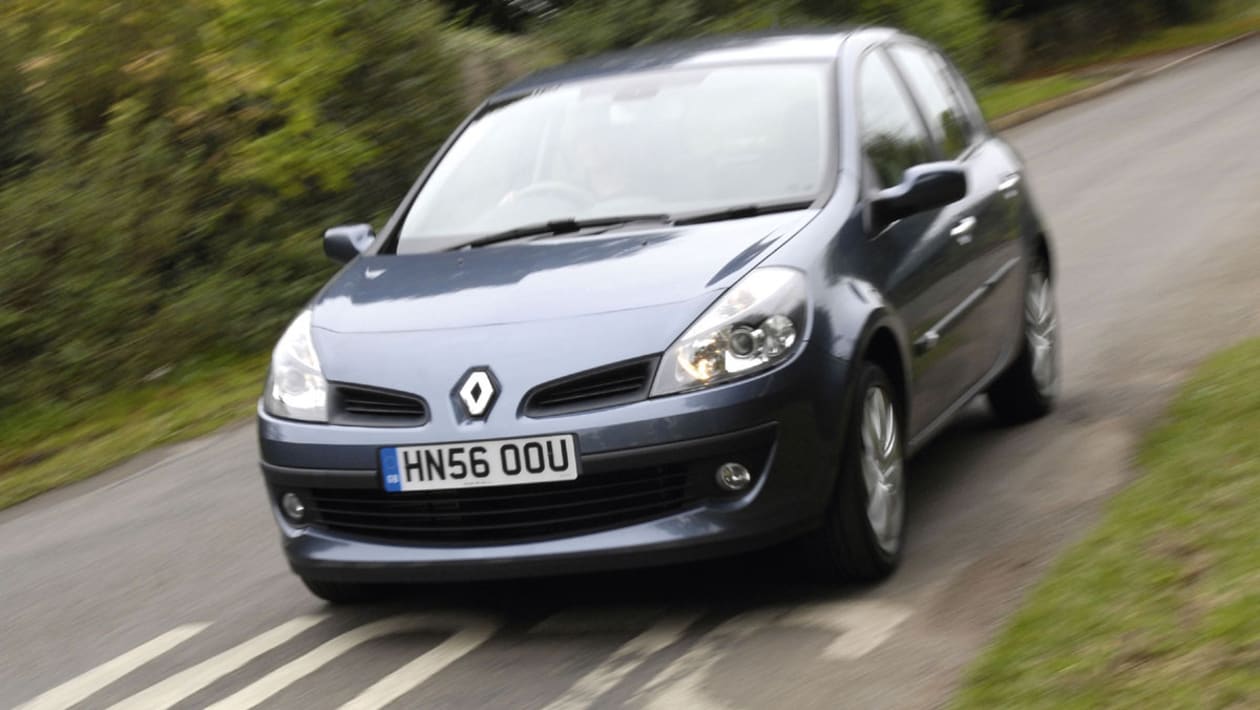 renault-clio-1-5-dci-105-auto-express